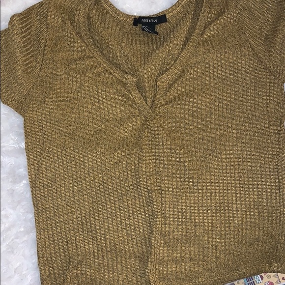 Forever 21 Tops - Fall t shirt Forever 21 Tops - Fall t shirt